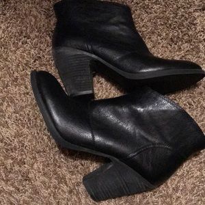 Jessica Simpson ankle booties